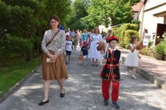 06