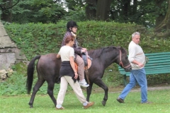 09